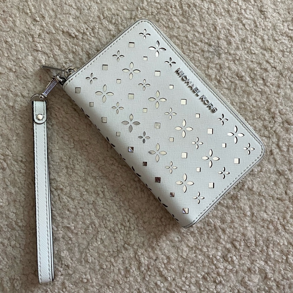 Michael Kors wristlet